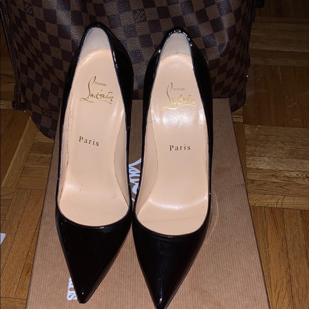 Christian Louboutin So Kate